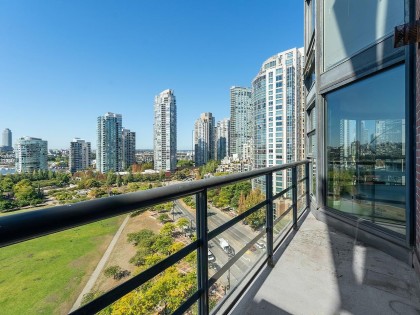 Photo 8 at 15C - 199 Drake Street, Yaletown, Vancouver West