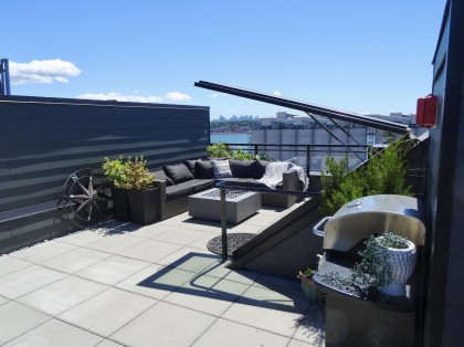 Photo 1 at 444 - 545 E 2nd Street, Lower Lonsdale, North Vancouver