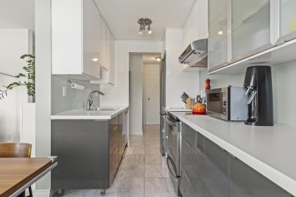 Photo 5 at 307 - 2335 York Avenue, Kitsilano, Vancouver West