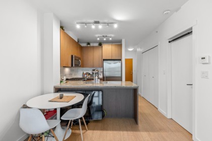 Photo 5 at 205 - 135 W 2nd Street, Lower Lonsdale, North Vancouver