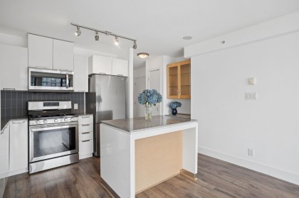 Photo 12 at 903 - 151 W 2nd Street, Lower Lonsdale, North Vancouver