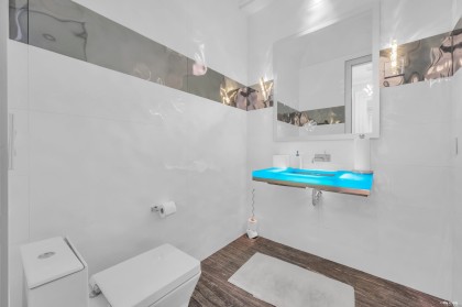 Photo 13 at 4055 W 39th Avenue, Dunbar, Vancouver West
