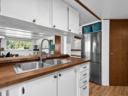 Photo 7 at 473 Raindance Crescent, Park Royal, West Vancouver