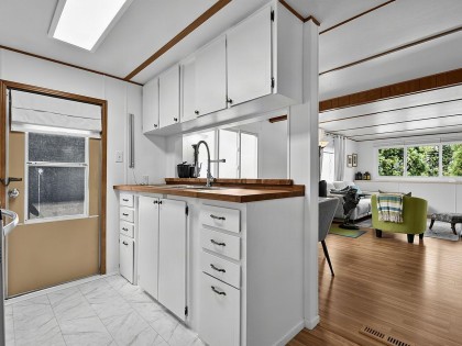 Photo 5 at 473 Raindance Crescent, Park Royal, West Vancouver