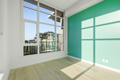 Photo 12 at 504 - 1295 Conifer Street, Lynn Valley, North Vancouver