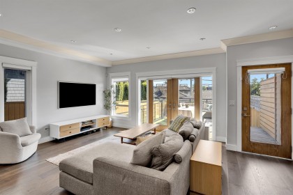 Photo 16 at 545 E 4th Street, Lower Lonsdale, North Vancouver