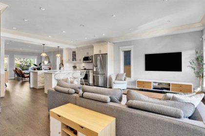 Photo 3 at 545 E 4th Street, Lower Lonsdale, North Vancouver