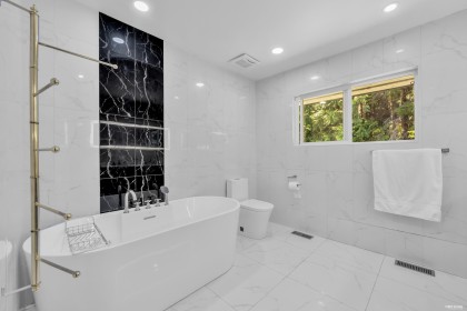 Photo 22 at 4621 Caulfeild Drive, Caulfeild, West Vancouver