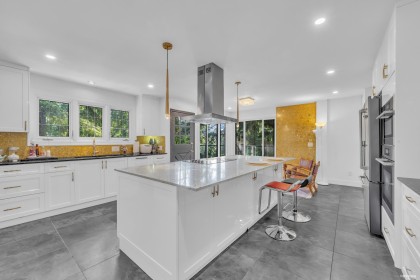 Photo 9 at 4621 Caulfeild Drive, Caulfeild, West Vancouver