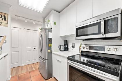 Photo 2 at 105 - 1510 W 1st Avenue, False Creek, Vancouver West