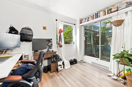 Photo 4 at 105 - 1510 W 1st Avenue, False Creek, Vancouver West