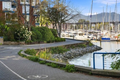 Photo 21 at 105 - 1510 W 1st Avenue, False Creek, Vancouver West