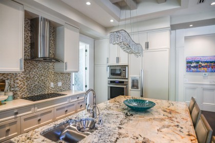 Photo 7 at 3085 W 49 Avenue, Southlands, Vancouver West