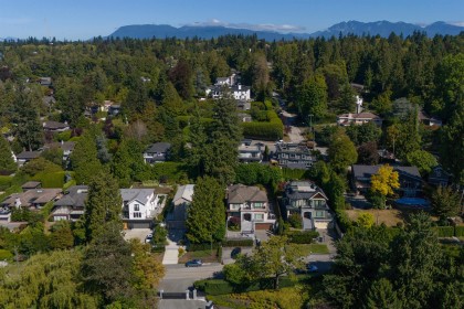 Photo 32 at 3085 W 49 Avenue, Southlands, Vancouver West