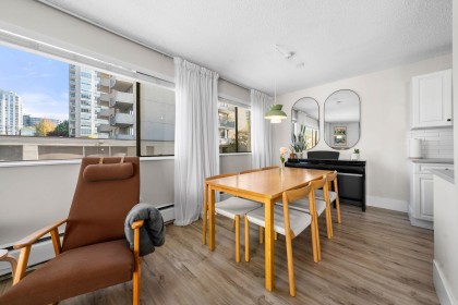 Photo 4 at 202 - 1610 Chesterfield Avenue, Central Lonsdale, North Vancouver