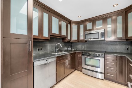 Photo 12 at 1848 W 1st Avenue, Kitsilano, Vancouver West