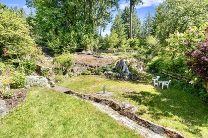 Photo 12 at 4704 Dogwood Lane, Olde Caulfeild, West Vancouver