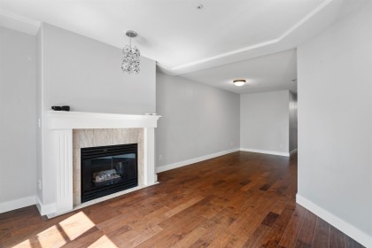 Photo 3 at 211 - 5723 Balsam Street, Kerrisdale, Vancouver West