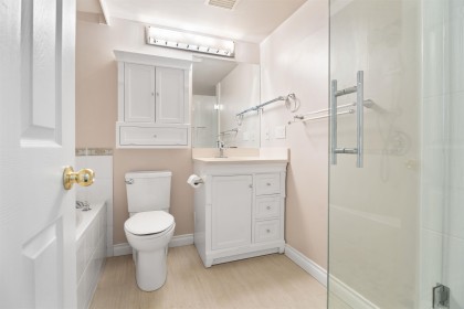 Photo 9 at 211 - 5723 Balsam Street, Kerrisdale, Vancouver West