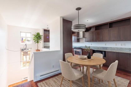 Photo 17 at 34 - 2375 W Broadway, Kitsilano, Vancouver West