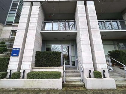 Photo 16 at 1618 Columbia Street, False Creek, Vancouver West