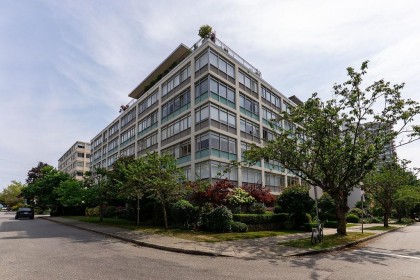 Photo 10 at 110 - 1975 Pendrell Street, West End VW, Vancouver West