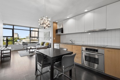 Photo 5 at 701 - 2851 Heather Street, Fairview VW, Vancouver West