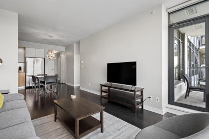 Photo 4 at 701 - 2851 Heather Street, Fairview VW, Vancouver West