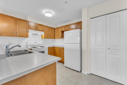 Photo 7 at 208 - 333 E 1st Street, Lower Lonsdale, North Vancouver