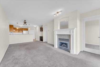 Photo 11 at 208 - 333 E 1st Street, Lower Lonsdale, North Vancouver