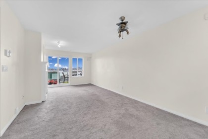 Photo 4 at 208 - 333 E 1st Street, Lower Lonsdale, North Vancouver
