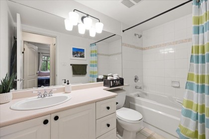 Photo 20 at 411 - 2059 Chesterfield Avenue, Central Lonsdale, North Vancouver