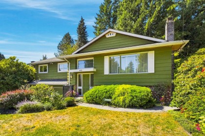 Photo 3 at 1473 Berkley Road, Blueridge NV, North Vancouver