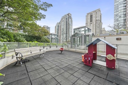 Photo 32 at 2505 - 565 Smithe Street, Downtown VW, Vancouver West