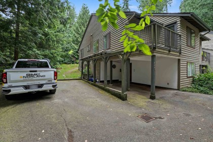 Photo 3 at 3381 William Avenue, Lynn Valley, North Vancouver