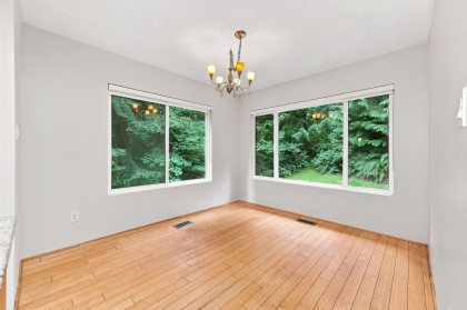 Photo 20 at 3381 William Avenue, Lynn Valley, North Vancouver