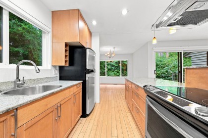 Photo 18 at 3381 William Avenue, Lynn Valley, North Vancouver