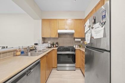 Photo 9 at 218 - 2280 Wesbrook Mall, University VW, Vancouver West