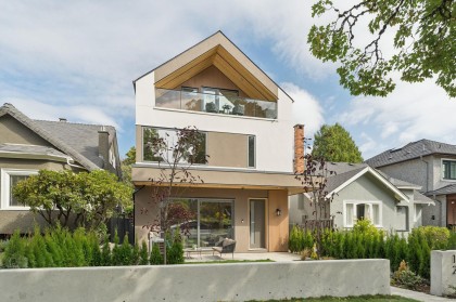 Photo 1 at 1 - 2941 W 29th Avenue, MacKenzie Heights, Vancouver West