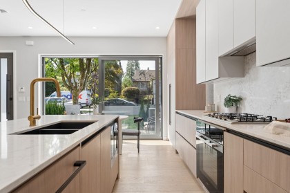 Photo 14 at 1 - 2941 W 29th Avenue, MacKenzie Heights, Vancouver West