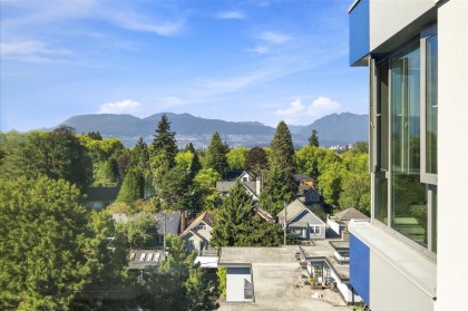 Photo 8 at 901 - 5425 Yew Street, Kerrisdale, Vancouver West