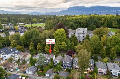 Photo 2 at 3864 W 29th Avenue, Dunbar, Vancouver West