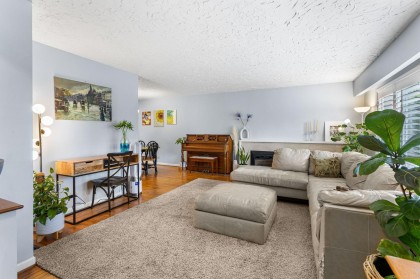 Photo 3 at 3020 Thorncliffe Drive, Edgemont, North Vancouver