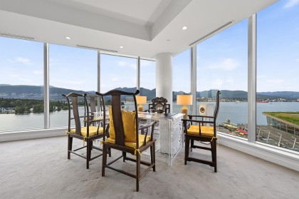 Photo 14 at 1102 - 277 Thurlow Street, Coal Harbour, Vancouver West