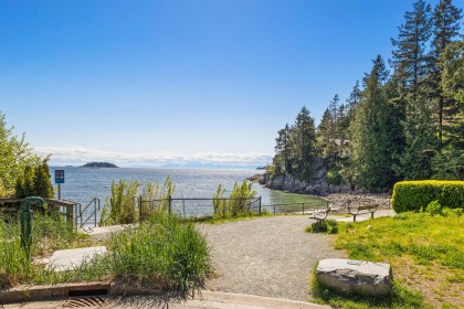 Photo 12 at 6912 Marine Drive, Whytecliff, West Vancouver