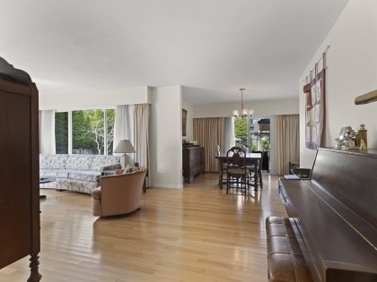 Photo 5 at 4041 W 39th Avenue, Dunbar, Vancouver West