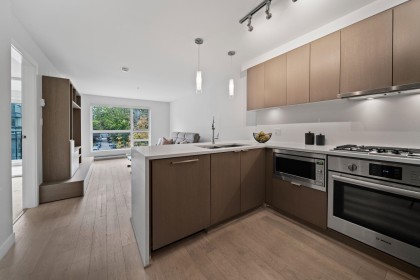 Photo 8 at 207 - 5555 Dunbar Street, Dunbar, Vancouver West