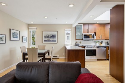 Photo 10 at 403 - 1200 W 10th Avenue, Fairview VW, Vancouver West