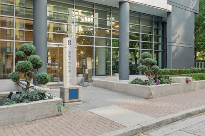 Photo 38 at 305 - 8 Smithe Mews, Yaletown, Vancouver West