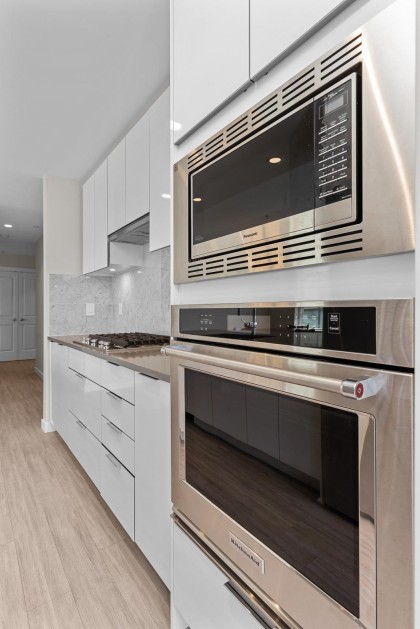 Photo 16 at 212 - 2663 Library Lane, Lynn Valley, North Vancouver
